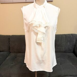 🏷️ 3 for $10 - Elegant White Ruffle Top